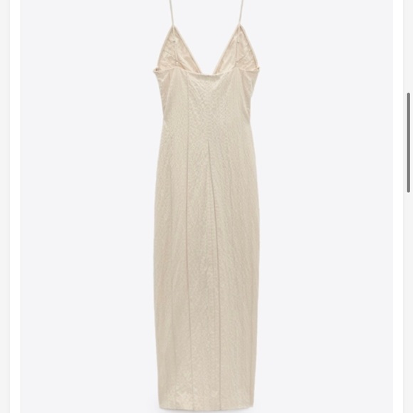 Zara Textured Knot Midi Dress - Picture 6 of 11